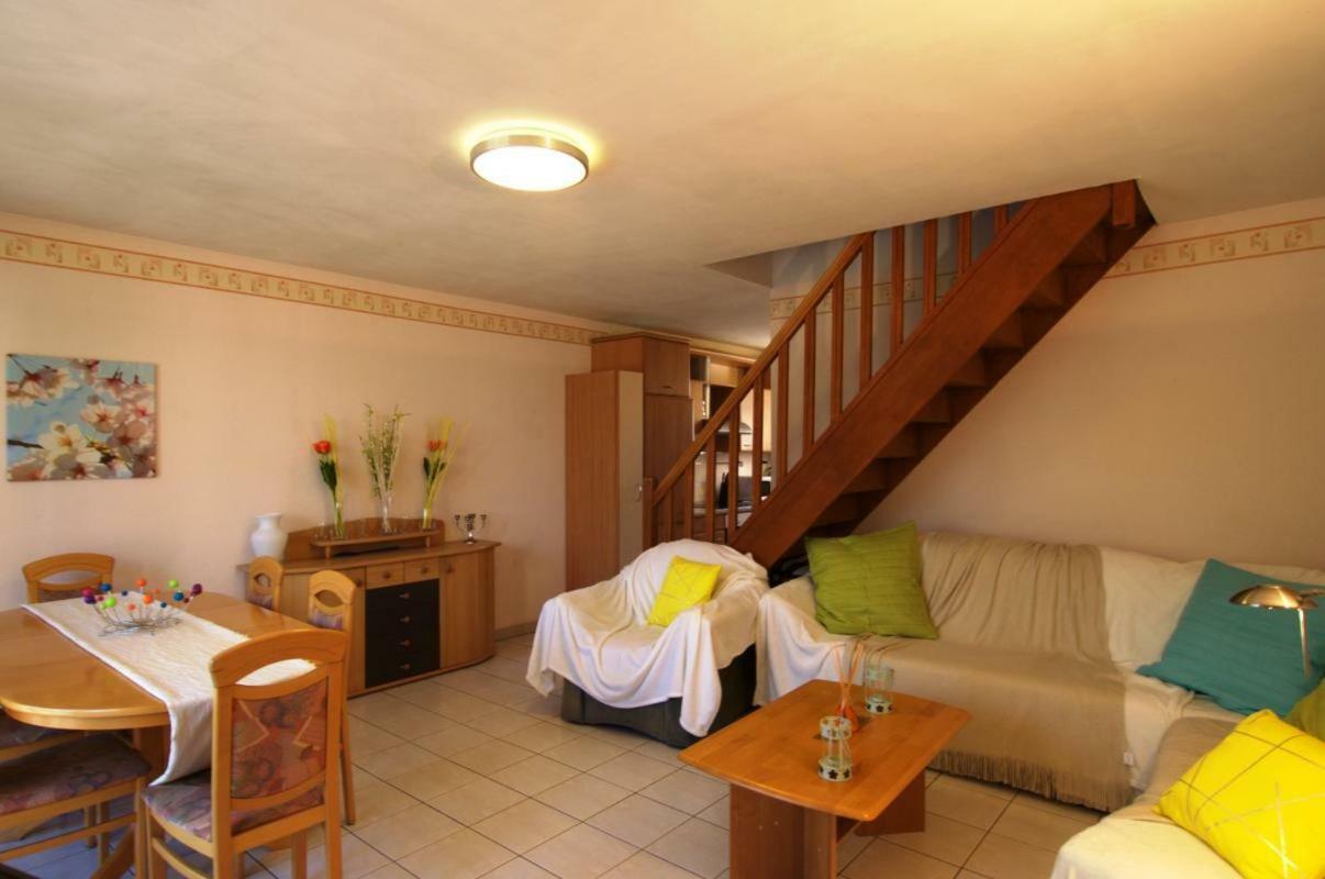 Le Port Mesnil Villa Exteriör bild