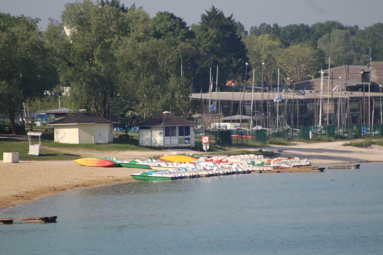 Le Port Mesnil Villa Exteriör bild